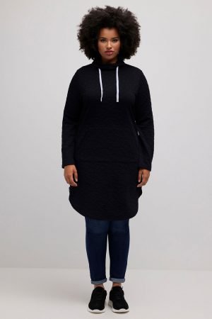 juoda suknele tunika plius dydziai