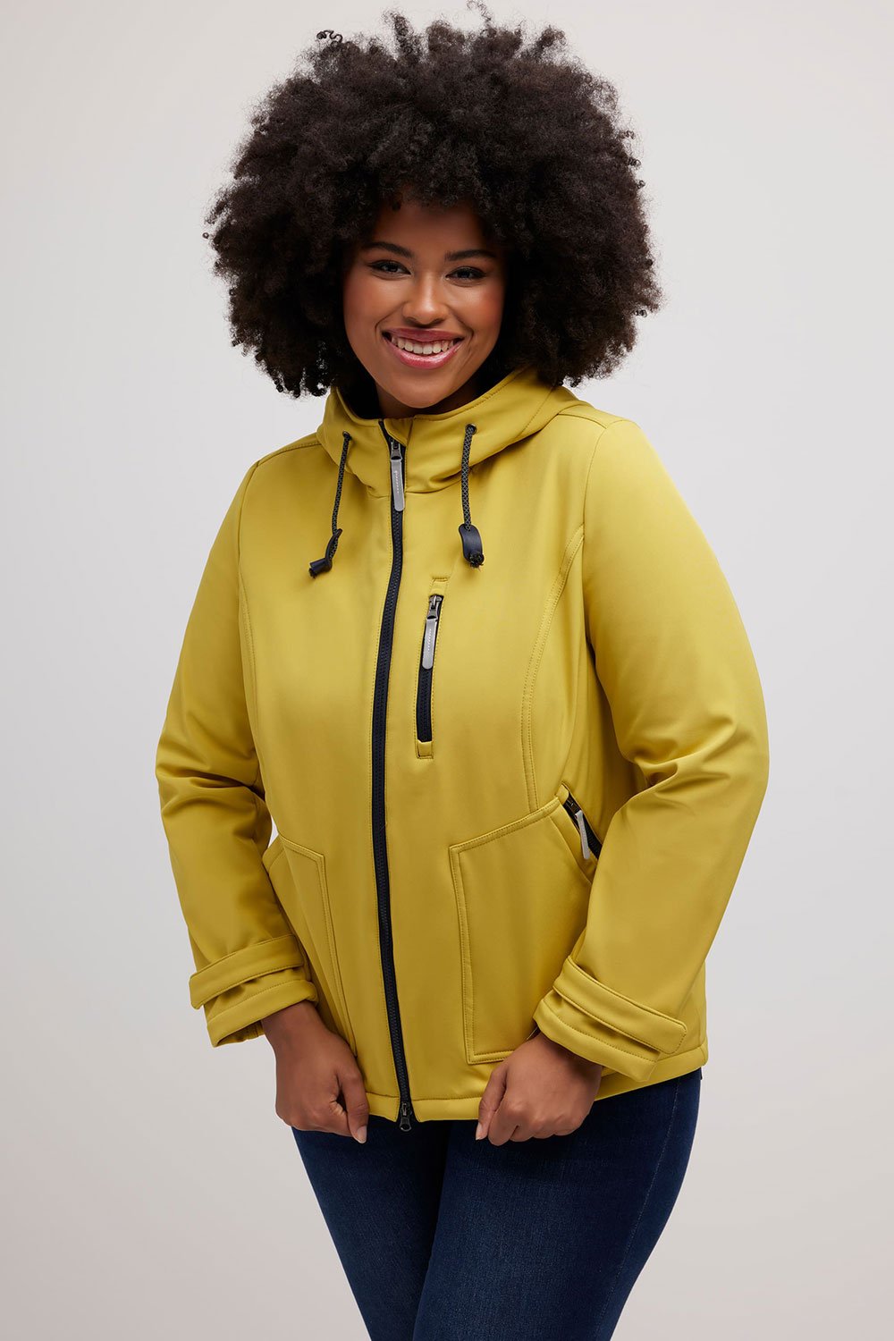 803039630_model_g_01 geltona vandeniui atspari striuke moterims