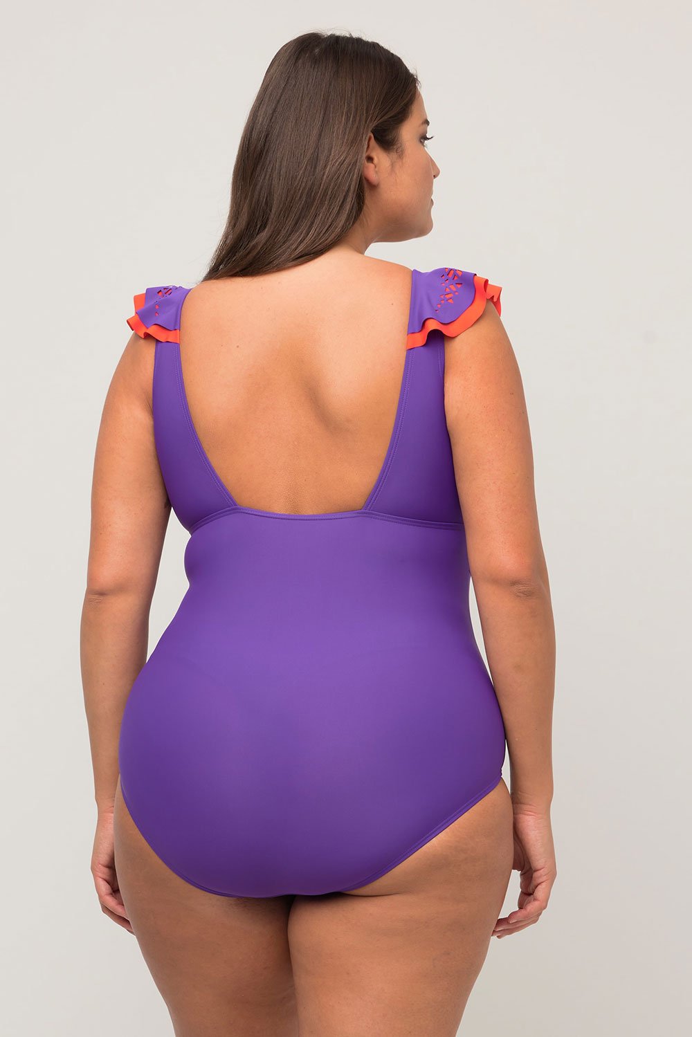 814914838_model_g_02 violetinis bikinis moterims merginoms plius dydziai
