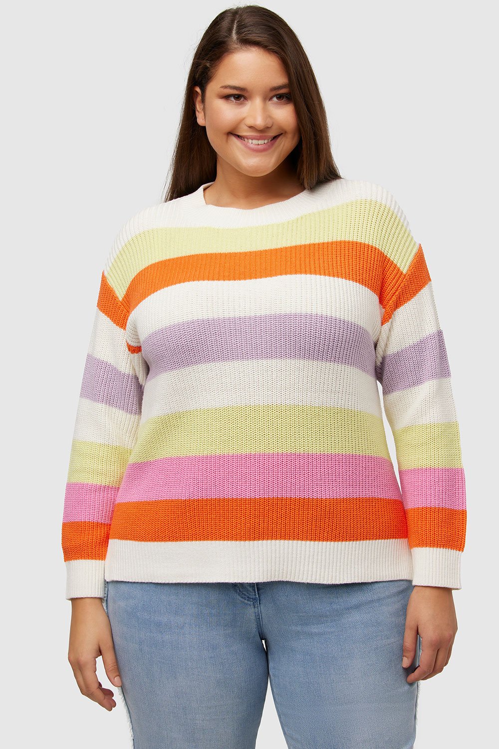 816377200_model_g_01 oversize megztinis moterims
