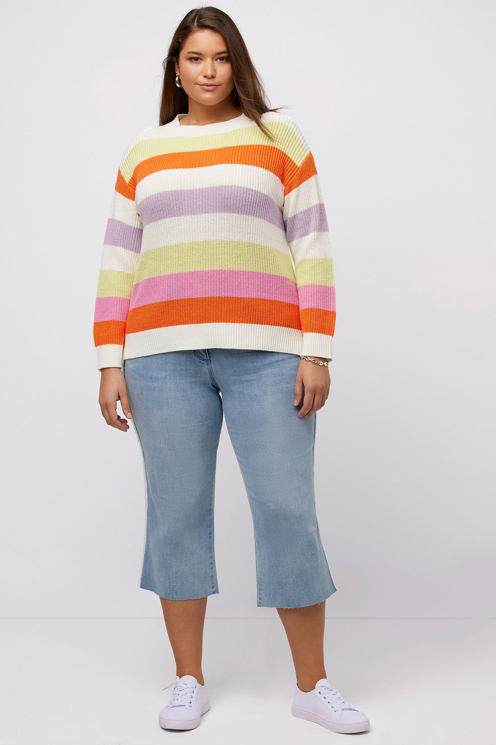 816377200_model_g_30 oversize megztinis moterims