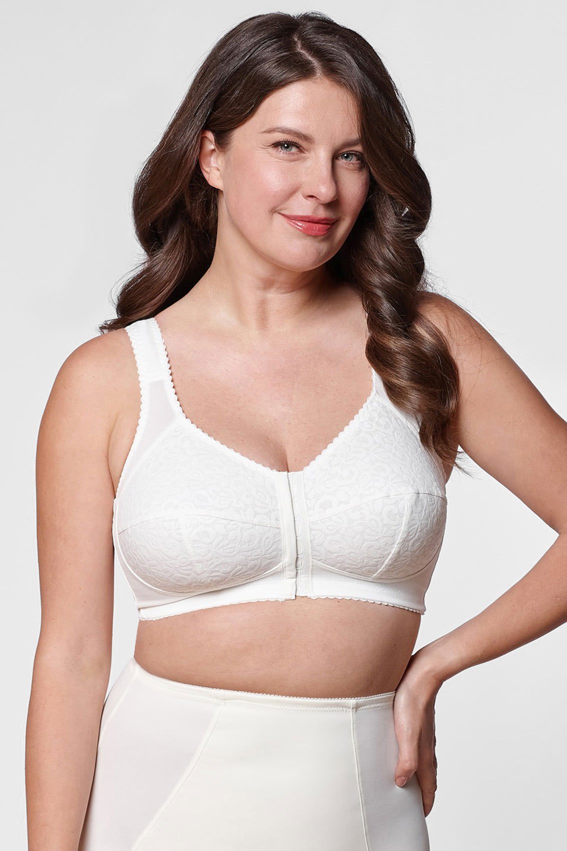 9376C-004_1 balta priekyje susegama liemenele