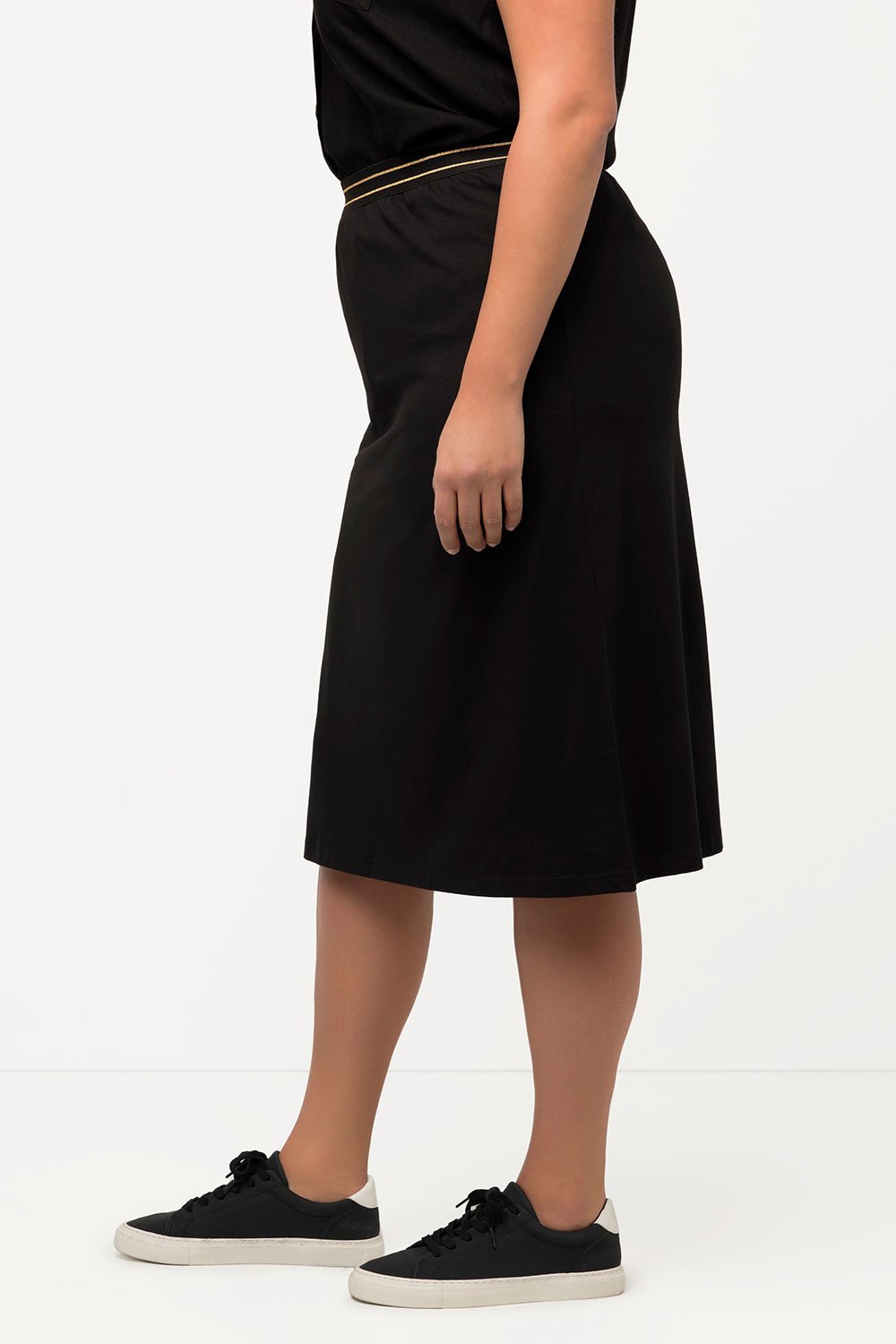 815856100_model_g_03 juodas midi sijonas