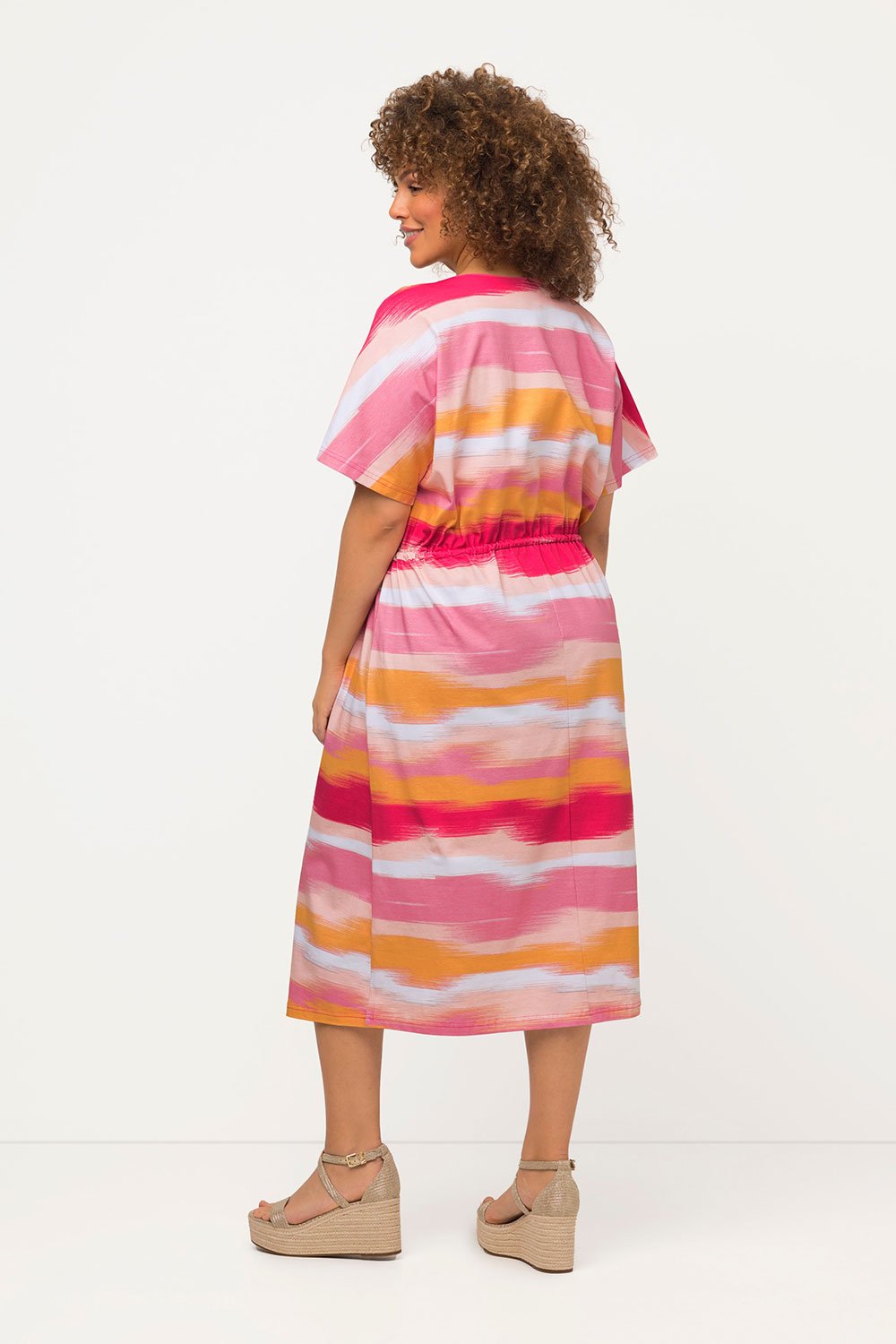 816924515_model_g_02