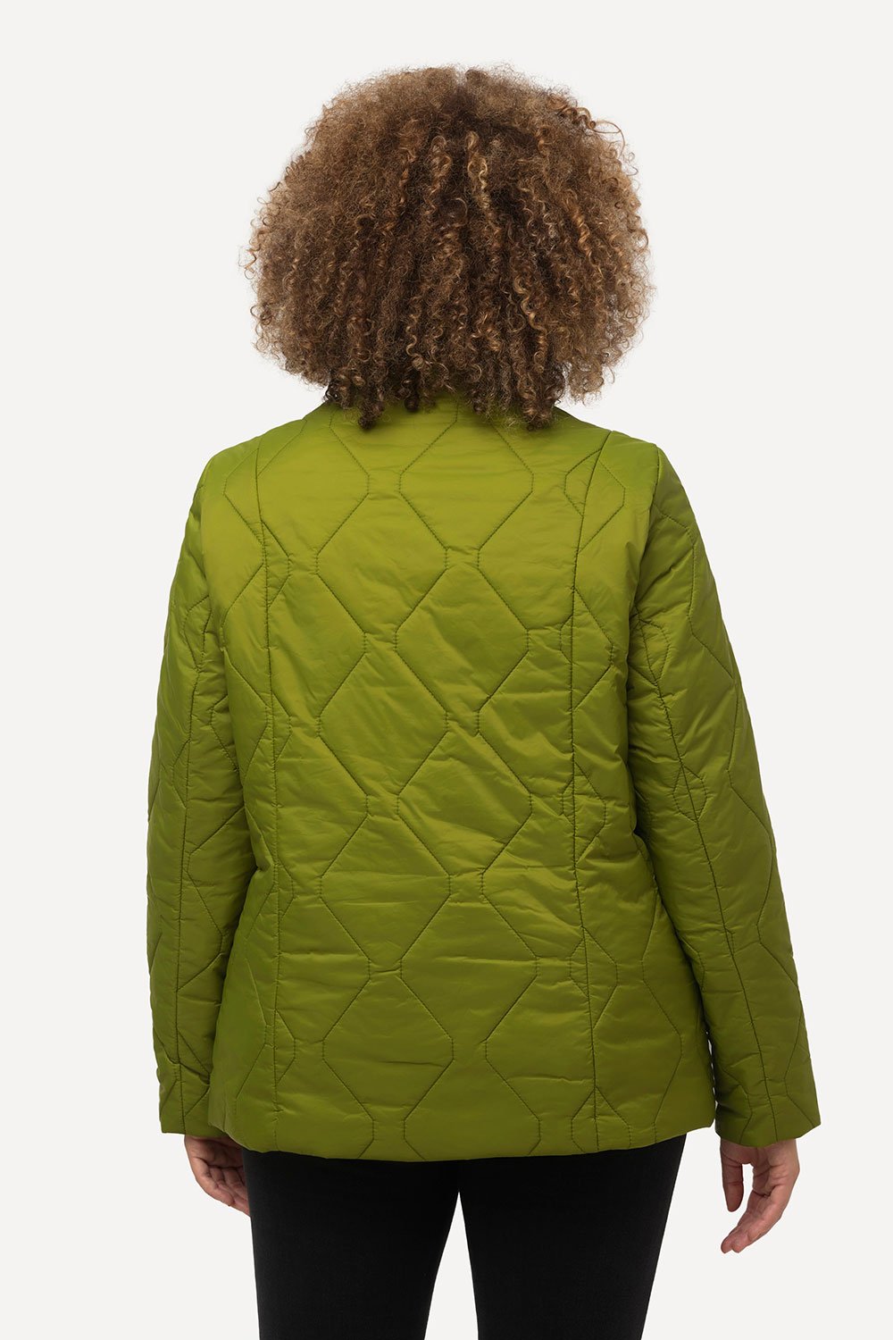 820622428_model_g_02 zalia neperslampanti moteriska striuke plius dydis