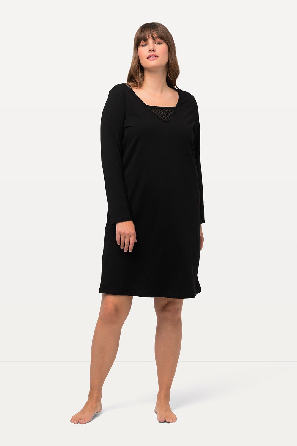 821587100_model_g_01 juodi naktiniai moterims ir merginoms