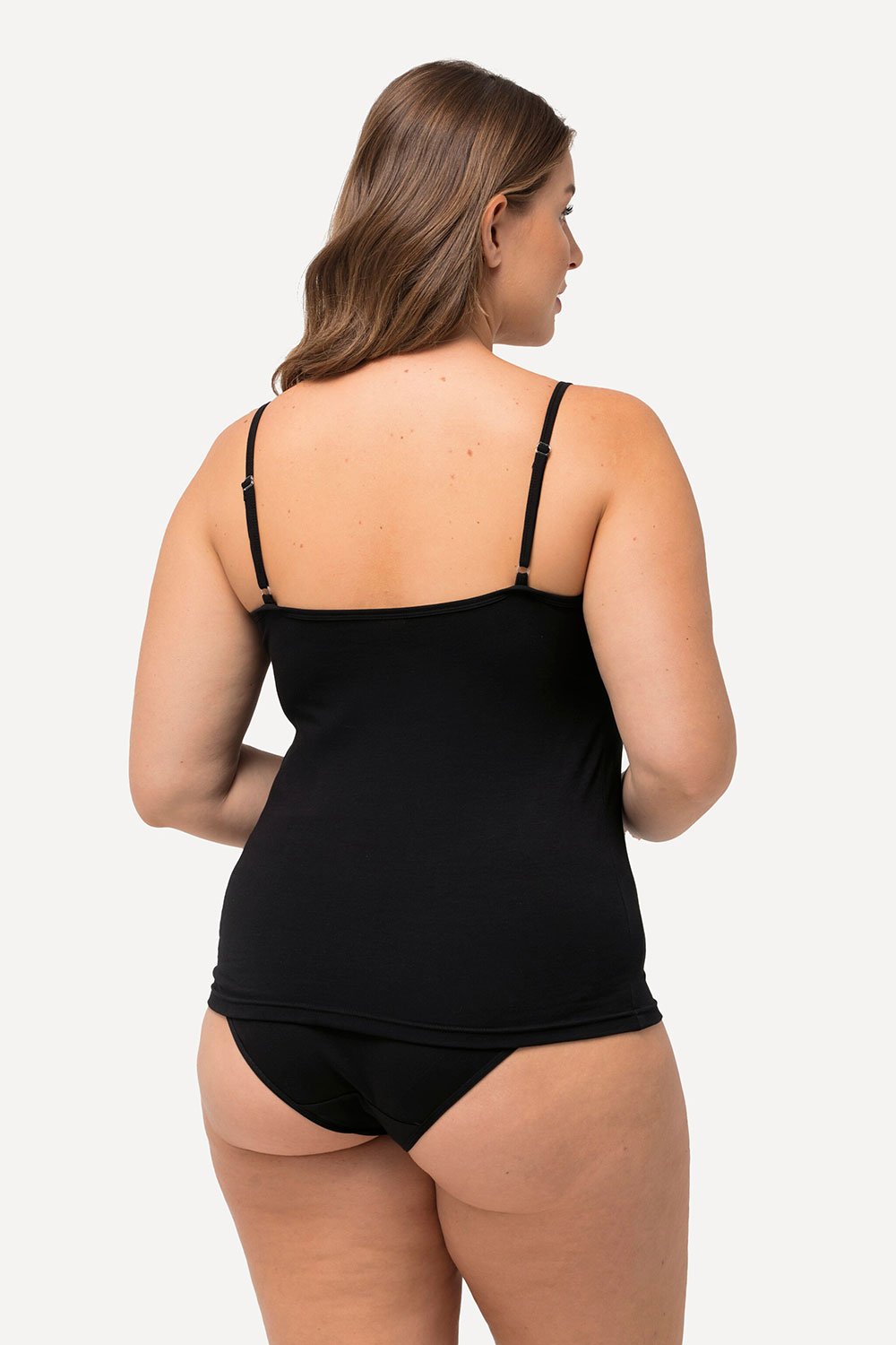 824754100_model_g_02 juodi moteriski apatiniai marskineliai su neriniais