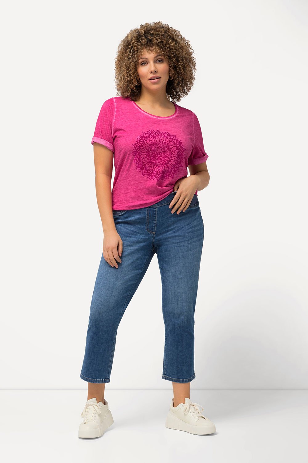 828880902_model_g_30 moteriski melyni dzinsai elastinis juosmuo plius dydziai