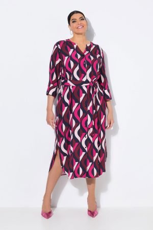 rausvos spalvos su rastu viskozes suknele