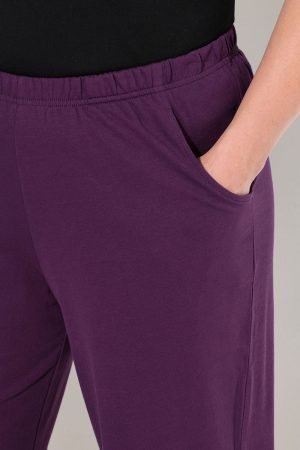 moteriskos bordo spalvos sportines kelnes merginoms