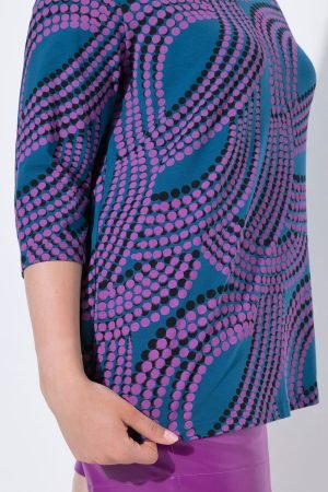 moteriski marskineliai su rastu stati apykakle